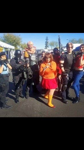 I had such an incredible time at @superhero_saturday_ppsla supporting @childhelp and judging the Costume Contest! Much love to all the of amazing family out there that put together such a fantastic event geared toward a wonderful cause! It's been amazing seeing this show grow into what it has become today. Proud of you guys! Keep up the amazing work! It was great meeting new fans and seeing so many familiar faces! I loved working with @frenchwookiee on our new art print together, as well as meet