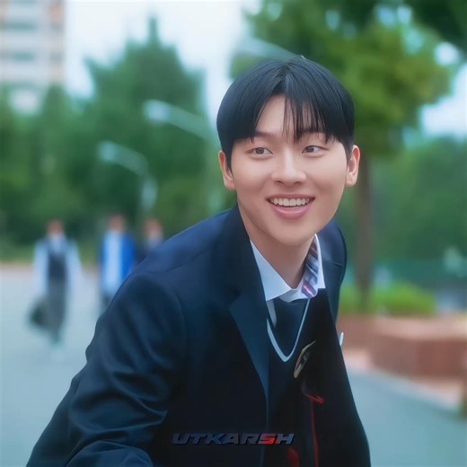 Suho's stunts are crazy ☠️🔥 #kdrama #actionkdrama #weakheroclass1#weakheroclass2#plsgoviral#trending