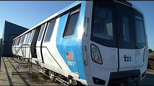 Report: BART operators warn new cars could trap passengers during an emergency