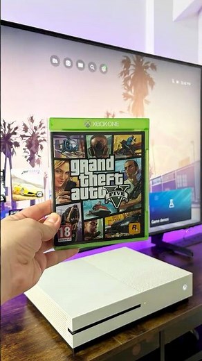 GTA 5 on Xbox One S / Grand Theft Auto V