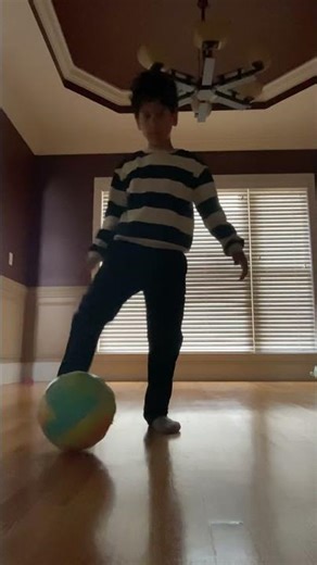 How to do the elastico