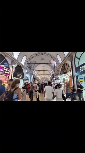 Istanbul Up Close – Walking Tour of Turkey’s Iconic City! 🇹🇷 #shorts