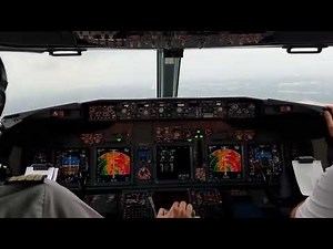 Flyr Boeing 737-800 Cockpit into rainy Oslo