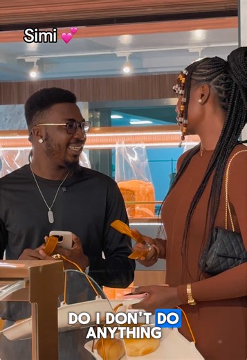 This is my first time trying to rizz a girl taller than me😅, Simi got me a bit nervous at first but it didn’t stop me. She say she toxic tho