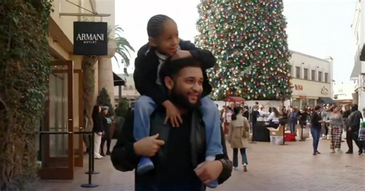 Holiday shoppers out in force, but concerns over consumer sentiment linger