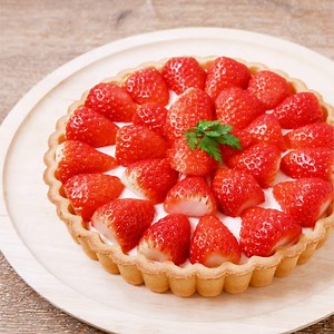 いちごたっぷり！生チョコいちごタルト 作り方・レシピ | クラシル