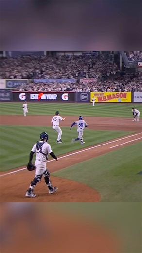 WILDEST inning 😳 Dodgers 2024 World Series #mlb #baseball #dodgers