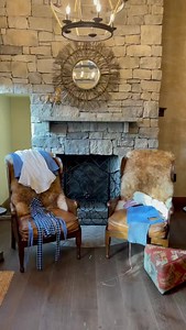 131K views · 3.8K reactions | GRWM: PROVINCIAL BELLE EDITION #disney #historicalcostuming #historicaldisney #disneyprincess #disneycosplay #cosplay #beautyandthebeast #belle #historiccostume #historiccostuming #handmadewithjoann #janome #janomemakes | Asta Darling | Facebook