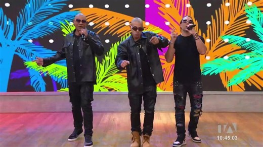 Proyecto Uno pone el baile