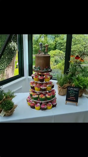 Mel's Amazing Cakes on TikTok