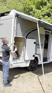 It's that easy to operate your Thule awning on your motorhome! ☀️🚐