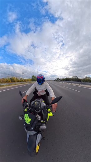 Crazy backpack 👀 #yamaha #fyp #mt07 #supermoto #trend | Saymon Seymur