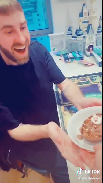 Eggcellent Fail: Hilarious Bunny Costume Mishap