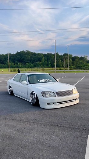 Understanding the Mechanics of Spinner Rims on Cars