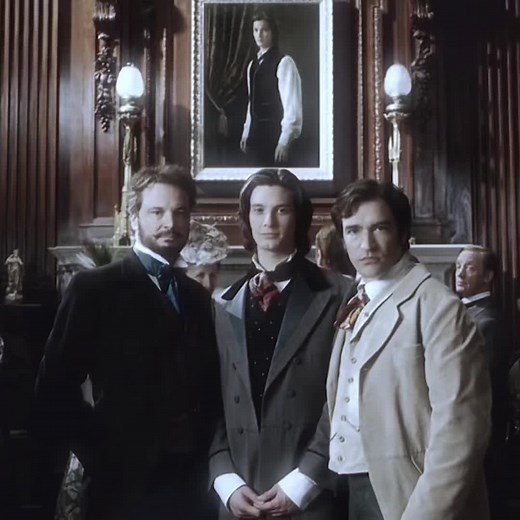Dorian Grey 😮‍💨 a HUGE recommend to watch AND read. Its so good, the storyline the metaphors the characters everything. |#thepictureofdoriangray #doriangreyedit