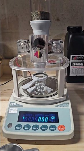 Autotrickler V4 A&D Fx120I Scale‪@chaddalenberg‬