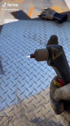 Plasma Torch Welding Techniques for Metal Cutting