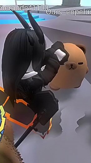 𝑠𝑜 𝑐𝑢𝑡𝑒...