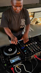 Bihind the scene 😅Plz rate my looping and effect out of 10%🔥🔥🔥🤷🏾‍♂️🤷🏾‍♂️ Kyotic_Dj Mac Shawdiiey Mac Breezy Thlale Lebza TheVillain Prince Kaybee @highlight | Izzy Maps