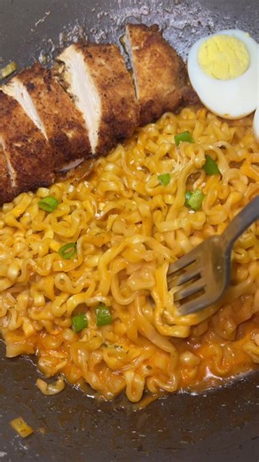 Creamy Buldak Carbonara Ramen Recipe