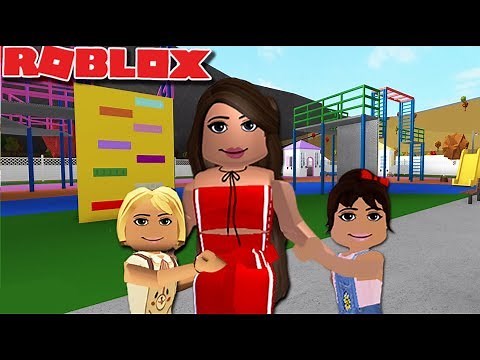 I MADE A DAYCARE ON BLOXBURG | Berry Daycare | Roblox
