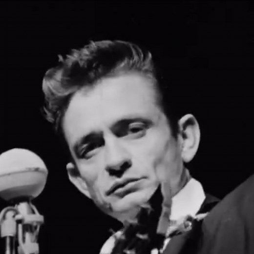 Johnny Cash Live Performance of 'I Walk the Line' from 1967