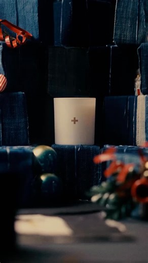 imogene + willie on Instagram: "one of the most common questions that we have gotten at the shop since opening day is, “what is that amazing smell?” to us, it simply smells like home. 🕯️⁠ ⁠ friendly reminder, the deadline to order for guaranteed delivery by christmas via overnight shipping is TUESDAY, dec. 23rd,⁠ at 12:00pm CST.⁠ ⁠ + we’re still offering complimentary gift wrapping while supplies last. we’ve got you covered. 🎁"