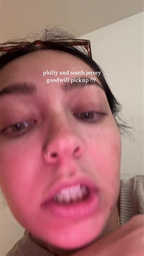 Am I the only one that didn’t know about this??? @Goodwill Industries Intl. #goodwill #overconsumer #decluttering #newyearsresolution #declutterwithme