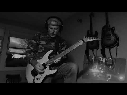 Airbourne - Runnin' Wild (guitar coverish)