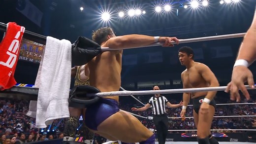 Do NOT challenge Katsuyori Shibata to a chop battle! Watch #AEWDynamite LIVE on TBS & MAX | All Elite Wrestling