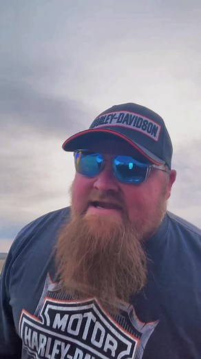 Send this to a friend thats fighting cancer#postive #godisgood #healing #cancersucks #beatcancer #joy