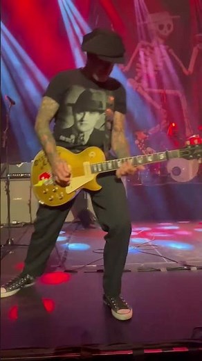 Mike Ness Guitar Solo in Reach for the Sky by Social Distortion Live at The Belasco on Dec. 28, 2022