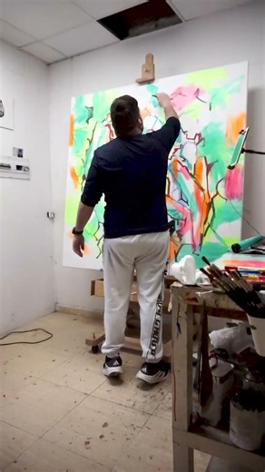 Mixed Media Painting Process 🎨 Oil, Acrylic & Marker | Ale Casanova for Royal Talens