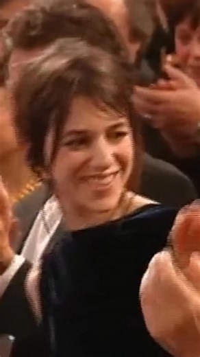 Jane Birkin watches her daughter Charlotte Gainsbourg win the César Award for “Best Supporting Actress”, 2000. . . . . . #janebirkin #janeb #birkin #cinema #tournage #cinemafrancais #icon #frenchcinema #janebirkinstyle #vintage #oldcinema #iconique #classique #paris #france #birkingainsbourgmusique #beautiful #amour #janemallorybirkin #love #janebirkinstyle #charlottegainsbourg #gainsbourg #gainsbourgforever #charlottegainsbourgstyle | Birkingainsbourgmusique