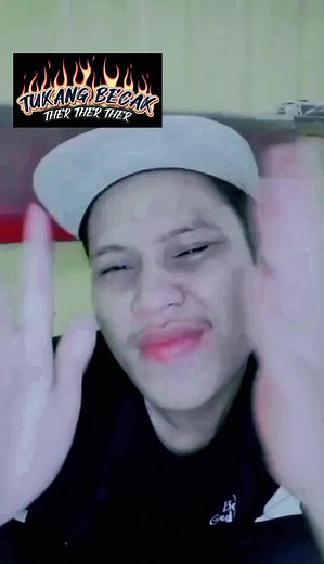 Explore the Vibrant World of Becak and Jalan-Jalan Culture