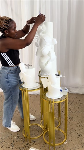 Elegant Wedding Cakes: Home Baking Tips and Ideas