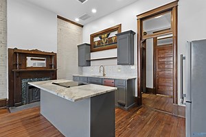 719 Bank St NW Unit 1, Decatur, AL 35601 - Room for Rent in Decatur, AL | Apartments.com