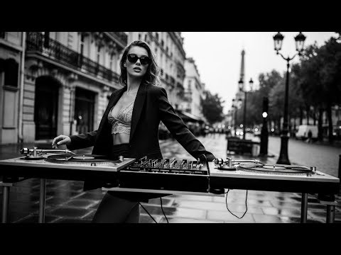 Rainy Night in Paris | Deep House Mood | French Chill #73