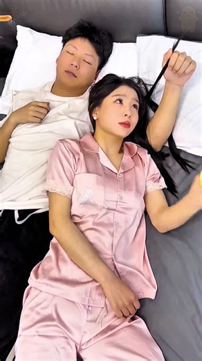 Relaxing ASMR Cleaning Sounds for Mini Goods