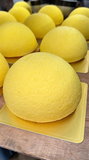 Osaka’s jiggliest cheesecake🧀 #japanesefood #dessert #HighCalorieFavorites