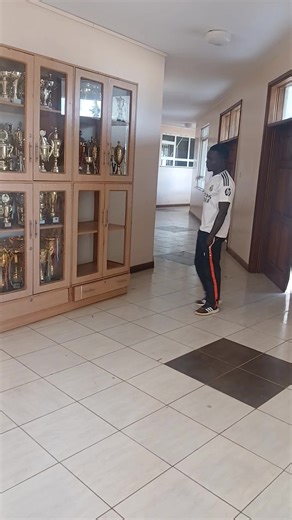 okore Elvis (@okore.elvis)’s videos with original sound - BrianOloo media