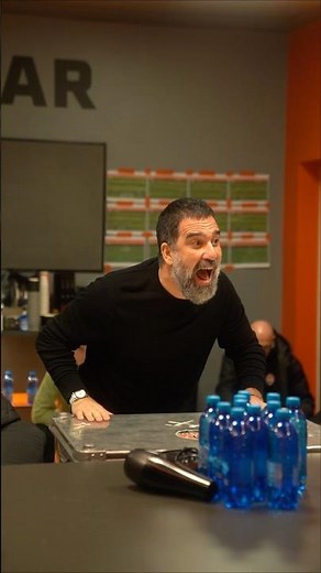 😍 Feel this energy! 🔥 Arda Turan's speech before the last match of the year in the UPL #Shakhtar ...