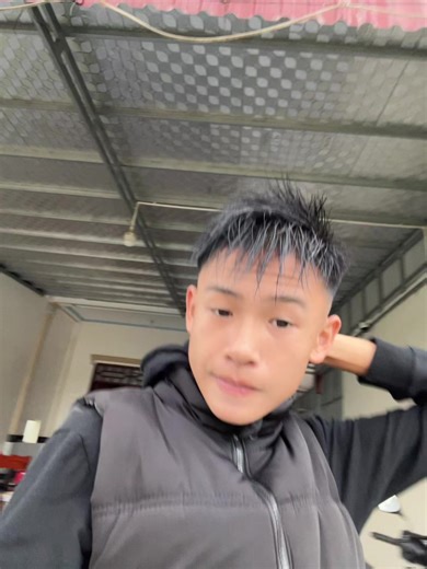 Video của hùng cô đơn (@hng.c.n40) với bản nhạc nhạc nền - 𝐾𝑖𝑒̂̀𝑢 𝑏.𝑛𝑔𝑎̂𝑛🔆 - 𝙺𝚗𝚐𝚊̂𝚗🤎