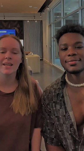 Perfect Spanish version . _ 🎥 Lorens & Abi #usuk #highonmusic #foryoupage #music #foryou #nybatman
