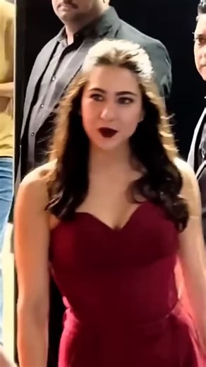 Indian Cinema Trendz on Instagram: "Bollywood’s new‑gen actresses are making waves not just on screen but also in the financial league. Sara Ali Khan, known for her charm and consistent performances, has built a net worth estimated between ₹41–55 crore, thanks to her films, endorsements, and social media presence. On the other hand, Janhvi Kapoor has carved a bigger space, with a net worth of around ₹80–82 crore, powered by high‑budget films, premium brand deals, and luxury lifestyle investments