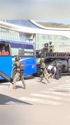 5.6M views · 10K reactions | ROKA 707th Special Missions Group Counter-Terrorism Exercise! #army #military #solider #counter #terorrism #special #war | Military Life | Facebook