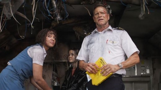 Aaron Eckhart & Ben Kingsley Shark Movie Deep Water Gets Thrilling Trailer