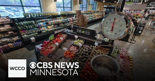 Here's how to clean produce, according to a food safety expert