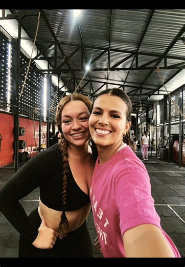 Su Mini Mini Mini by Ryan Castro