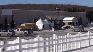 Drive-thru COVID-19 testing site opens in Wayne County